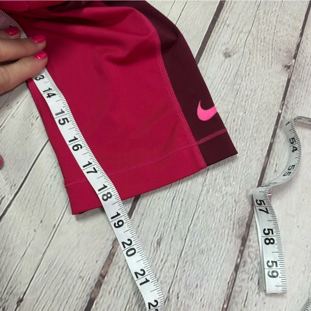 Nike pro Pink cranberry Performance Leggings cropped capri 18